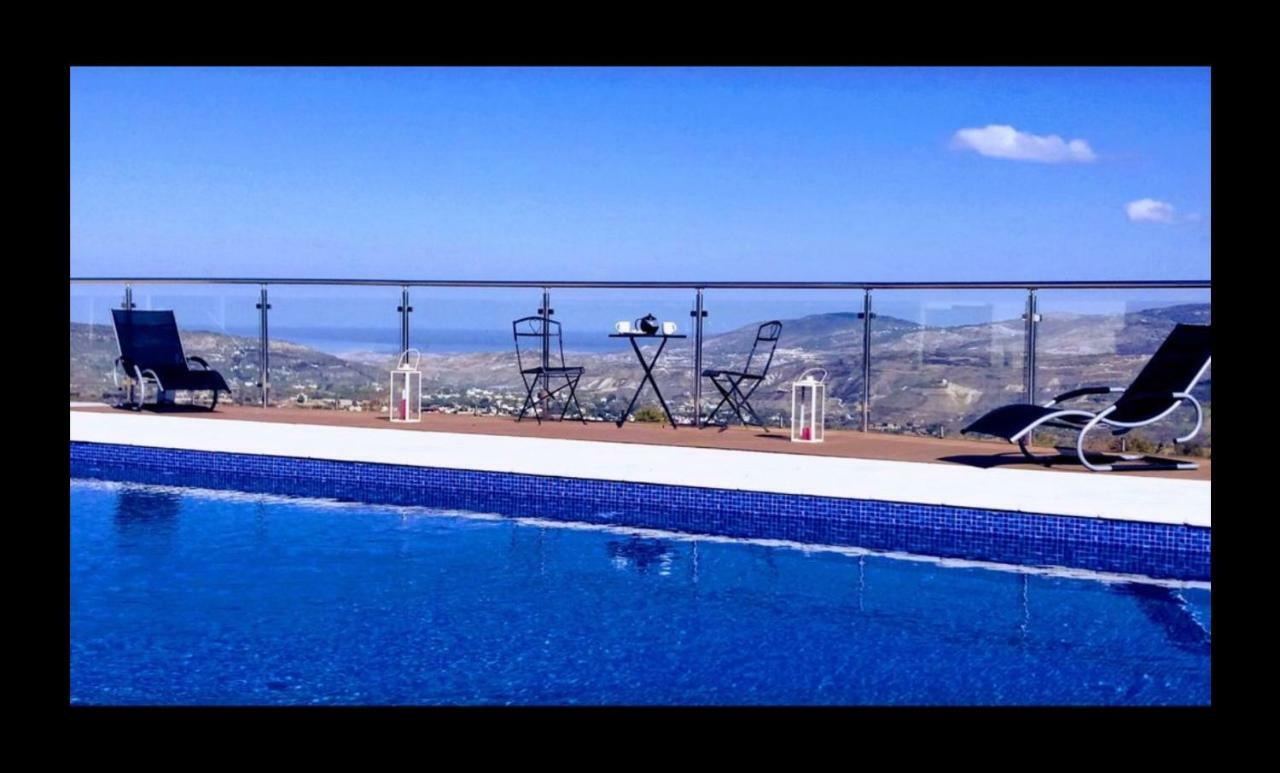 Villa Aera